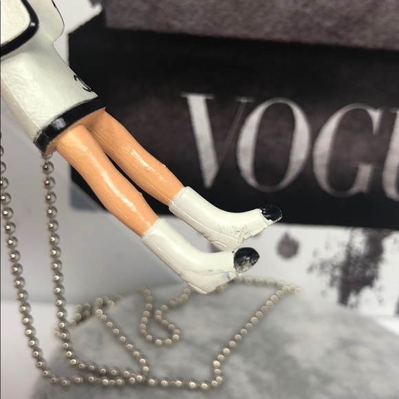 Chanel girl necklace - Picture 6 of 8